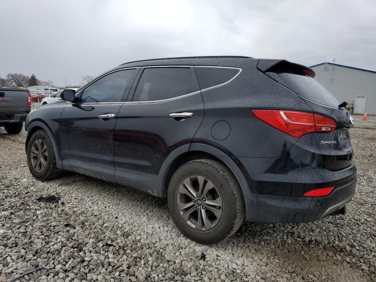 2015 Hyundai Santa Fe VIN 5XYZU3LB4FG264612 Copart auction photo, front end damage thumbnail 2