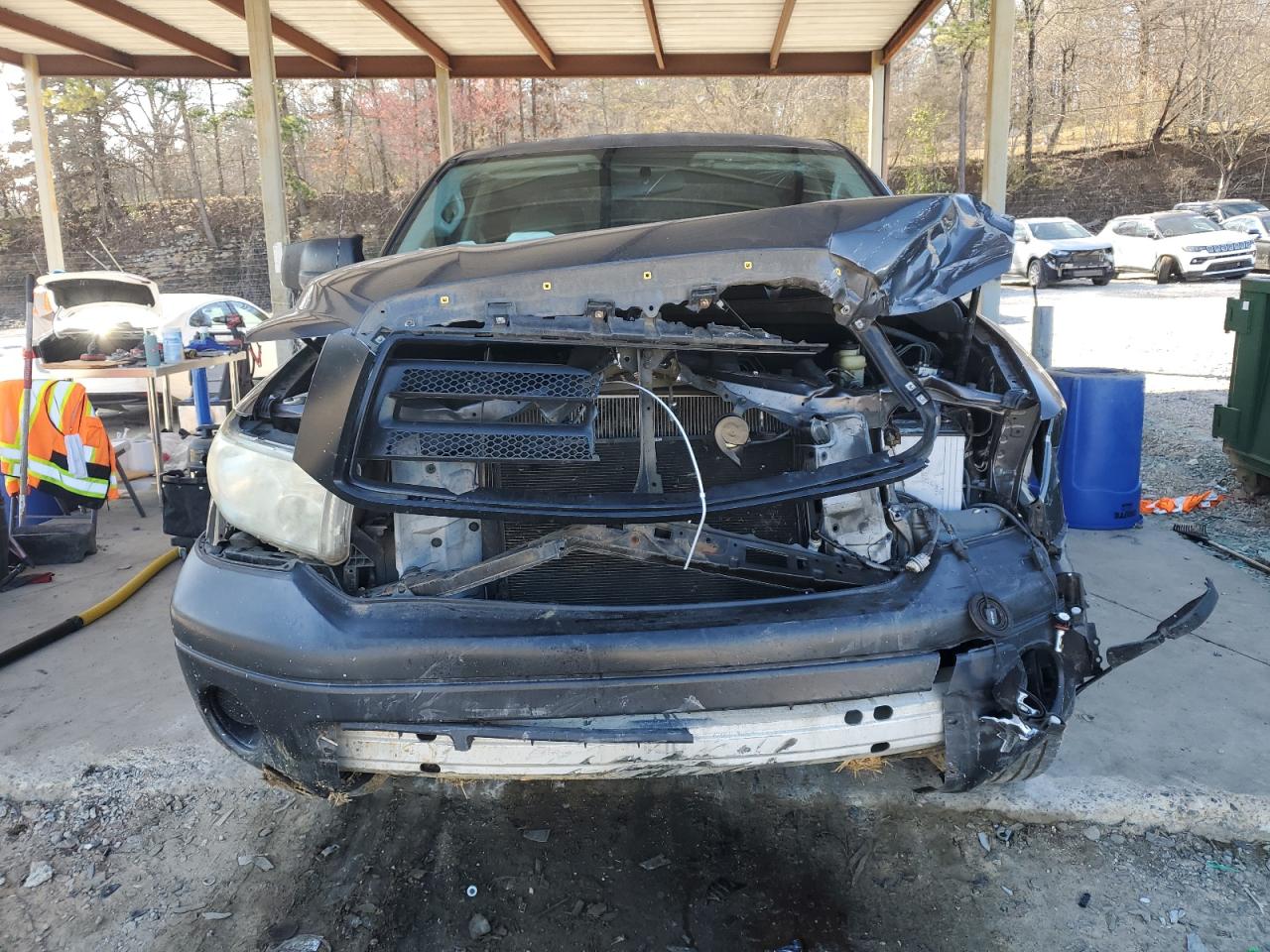 2011 Toyota Tundra VIN 5TFRM5F1XBX032991 Copart auction photo, front end / side damage thumbnail 5
