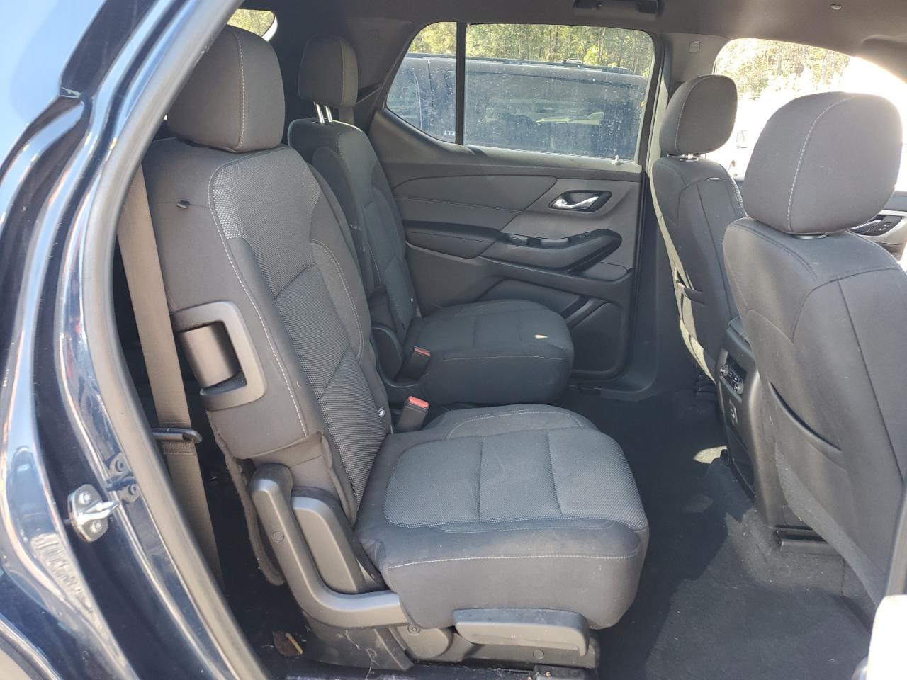 2022 Chevrolet Traverse VIN 1GNERGKW2NJ167863 Copart auction photo, water/flood damage thumbnail 11