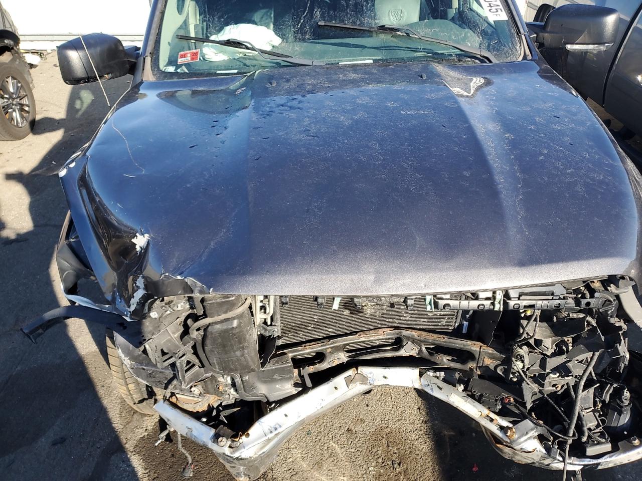 2017 RAM 1500 VIN 1C6RR7LTXHS531306 Copart auction photo, front end / minor dent/scratches damage thumbnail 11