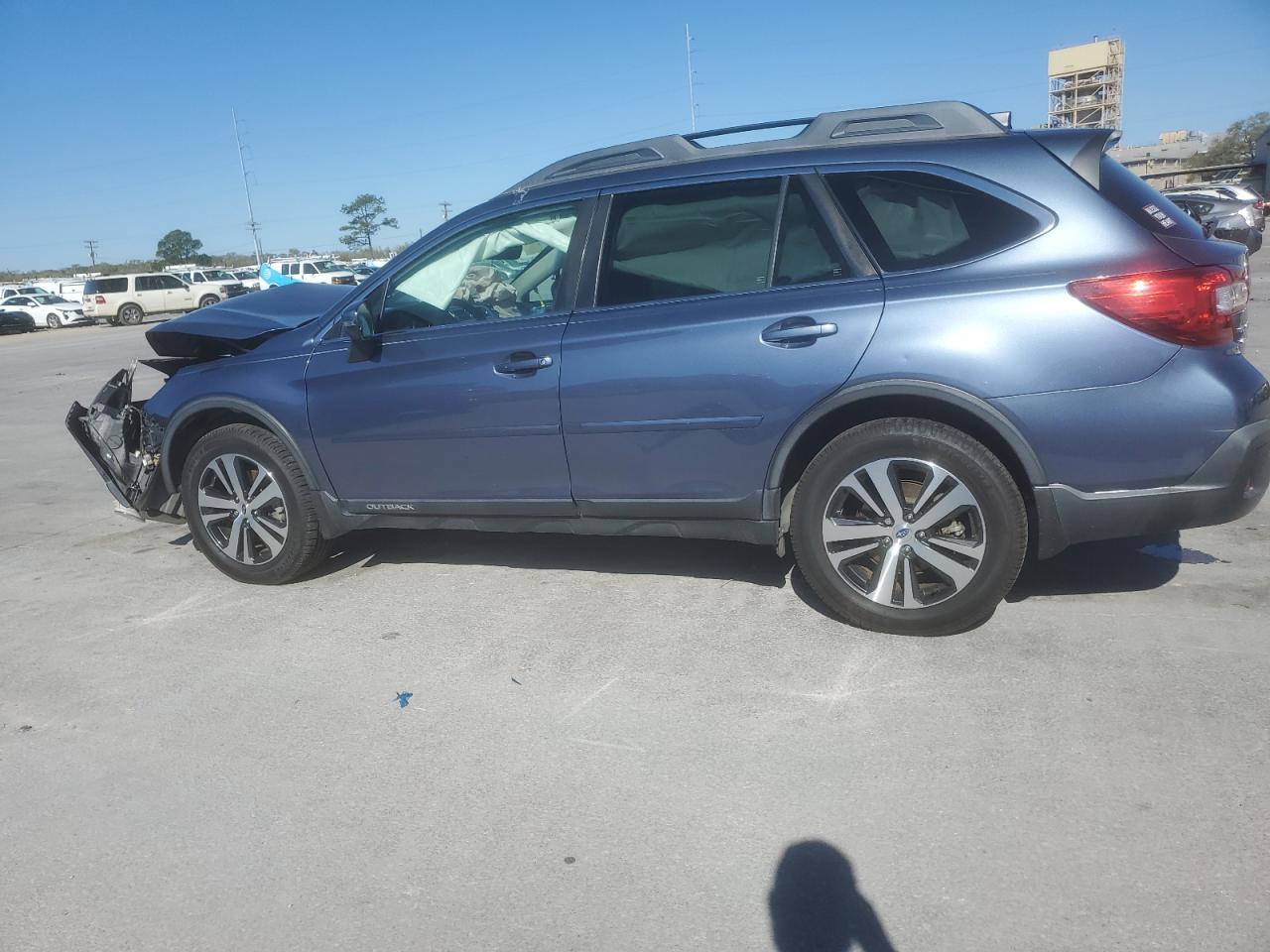 2018 Subaru Outback VIN 4S4BSANC3J3224788 Copart auction photo, front end damage thumbnail 2