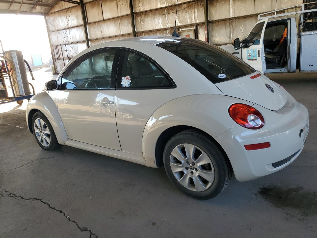 2008 Volkswagen Beetle VIN 3VWPG31C18M524557 Copart auction photo, front end damage thumbnail 2