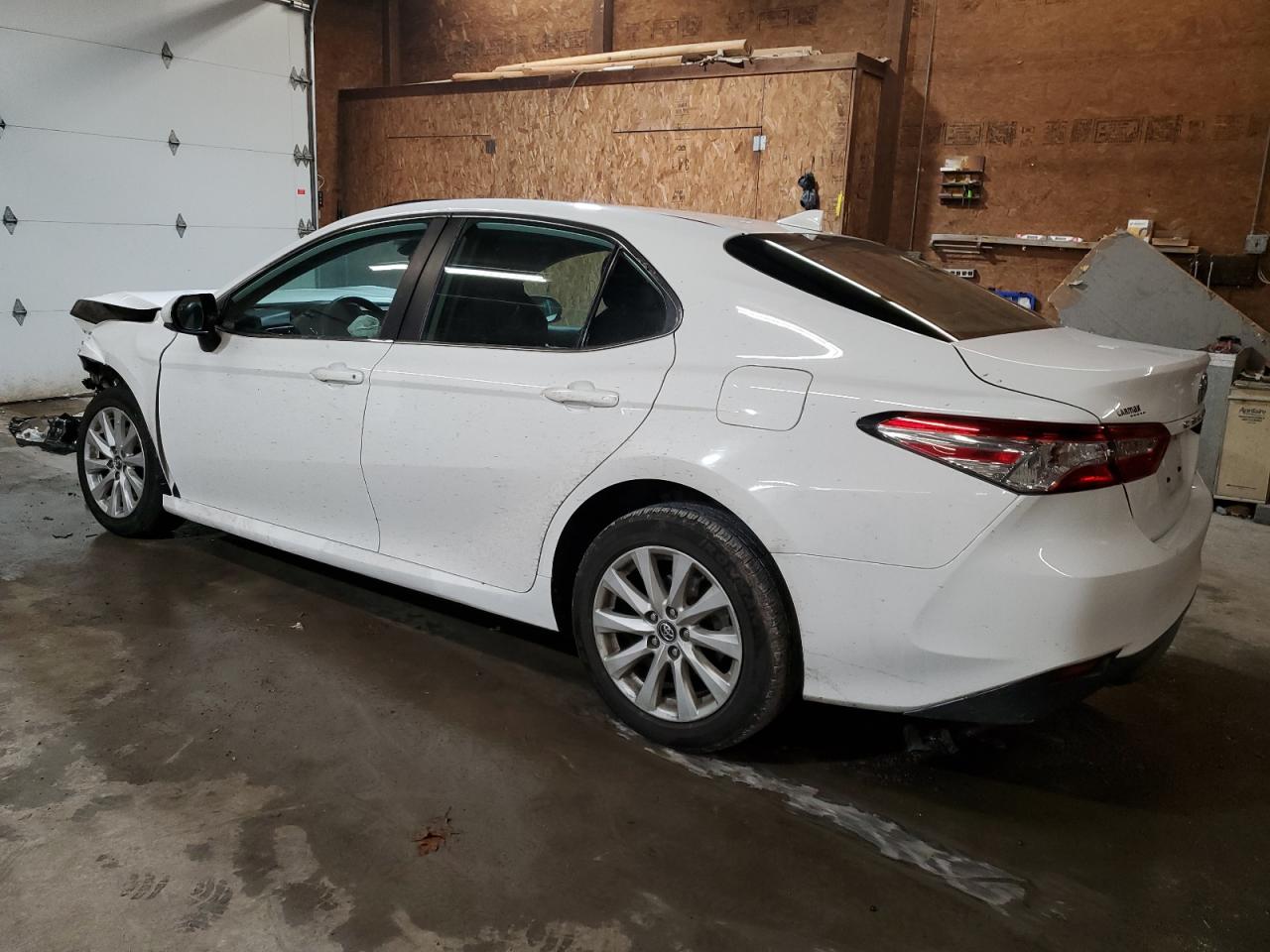 2020 Toyota Camry VIN 4T1C11AK7LU870661 Copart auction photo, front end / side damage thumbnail 2