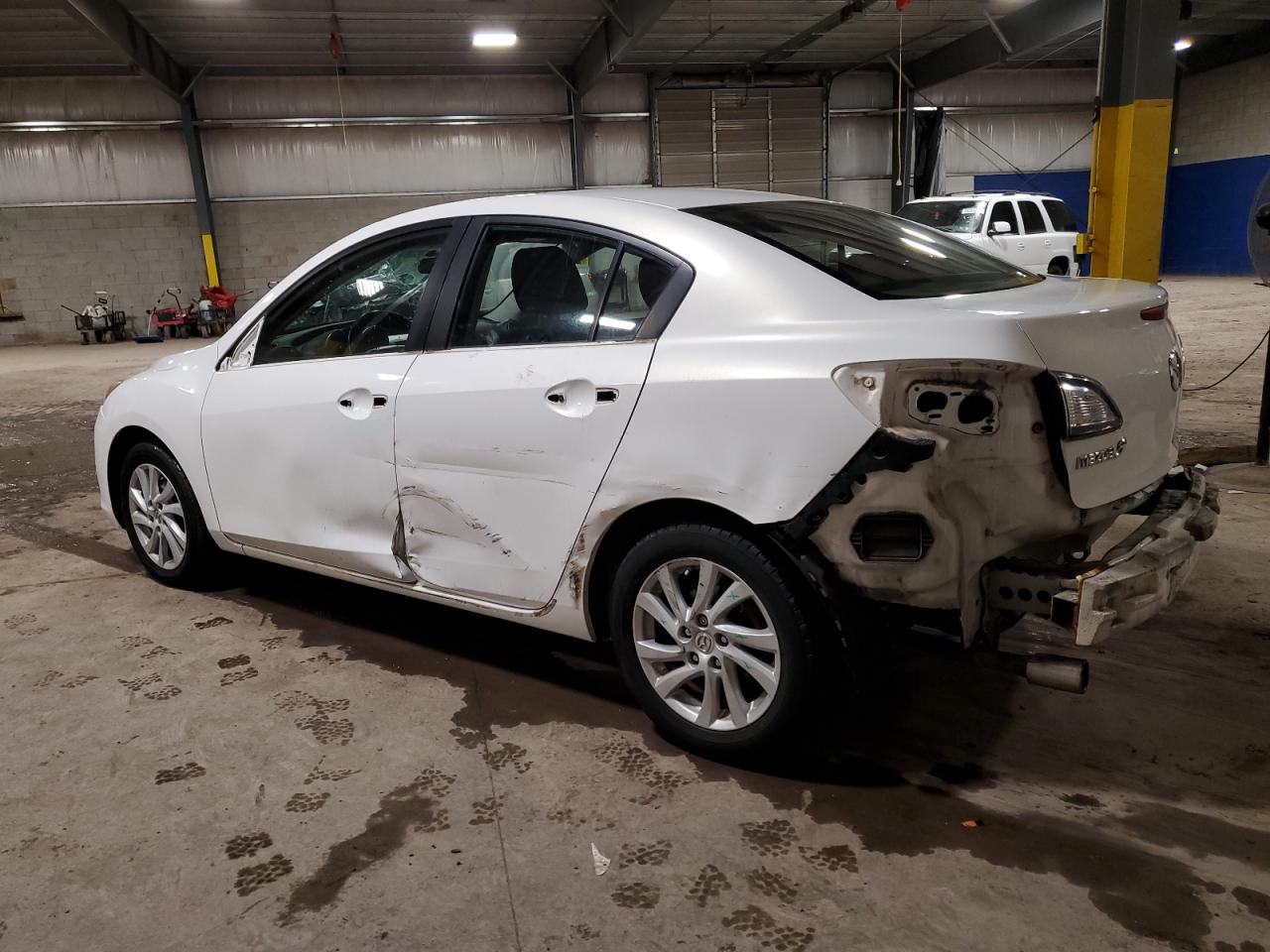 2012 Mazda 3 VIN JM1BL1V87C1659681 Copart auction photo, side / rear end damage thumbnail 2