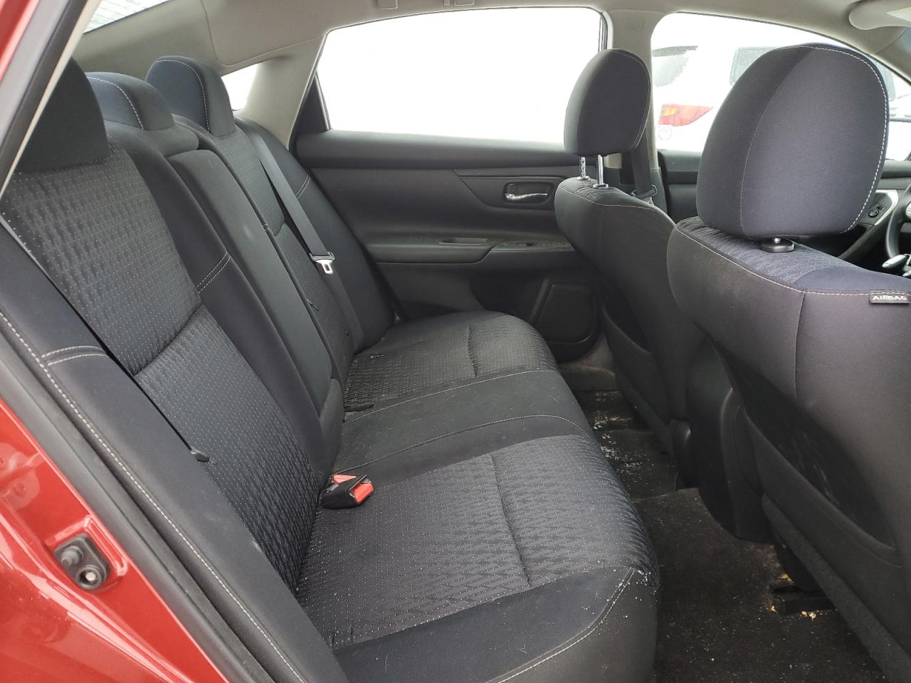 2016 Nissan Altima VIN 1N4AL3APXGC197590 Copart auction photo, rear end / minor dent/scratches damage thumbnail 10