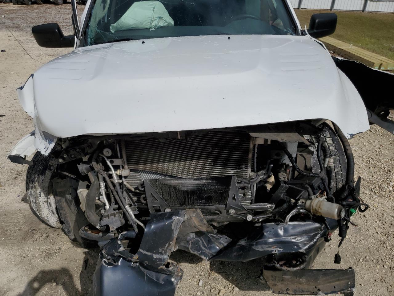 2013 RAM 2500 VIN 3C6UR4HL6DG580635 Copart auction photo, top/roof / all over damage thumbnail 11