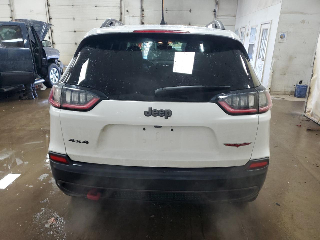 2019 Jeep Cherokee VIN 1C4PJMBXXKD182976 Copart auction photo, side damage thumbnail 6