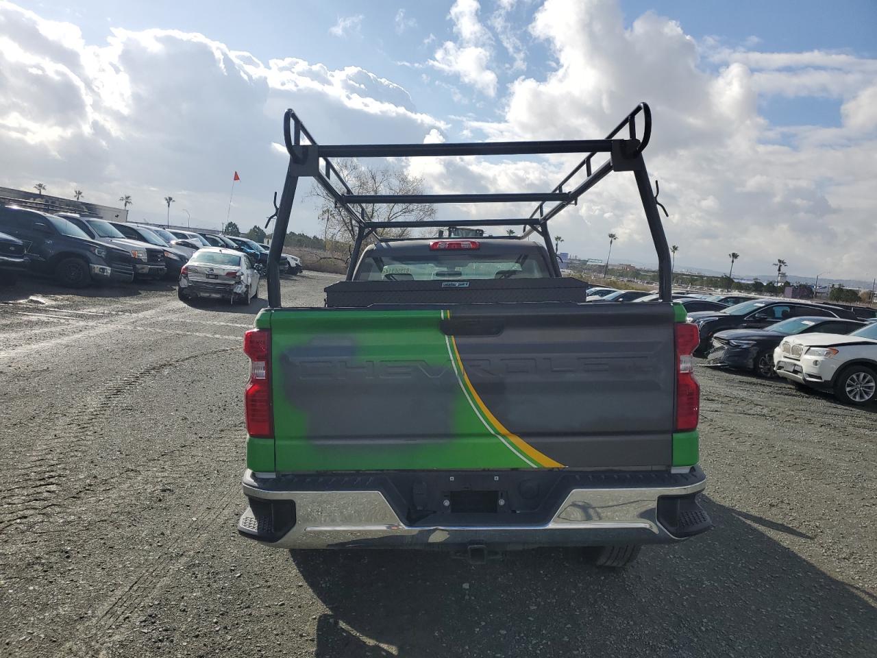 2021 Chevrolet Silverado VIN 3GCNWAEF2MG359519 Copart auction photo, front end damage thumbnail 6