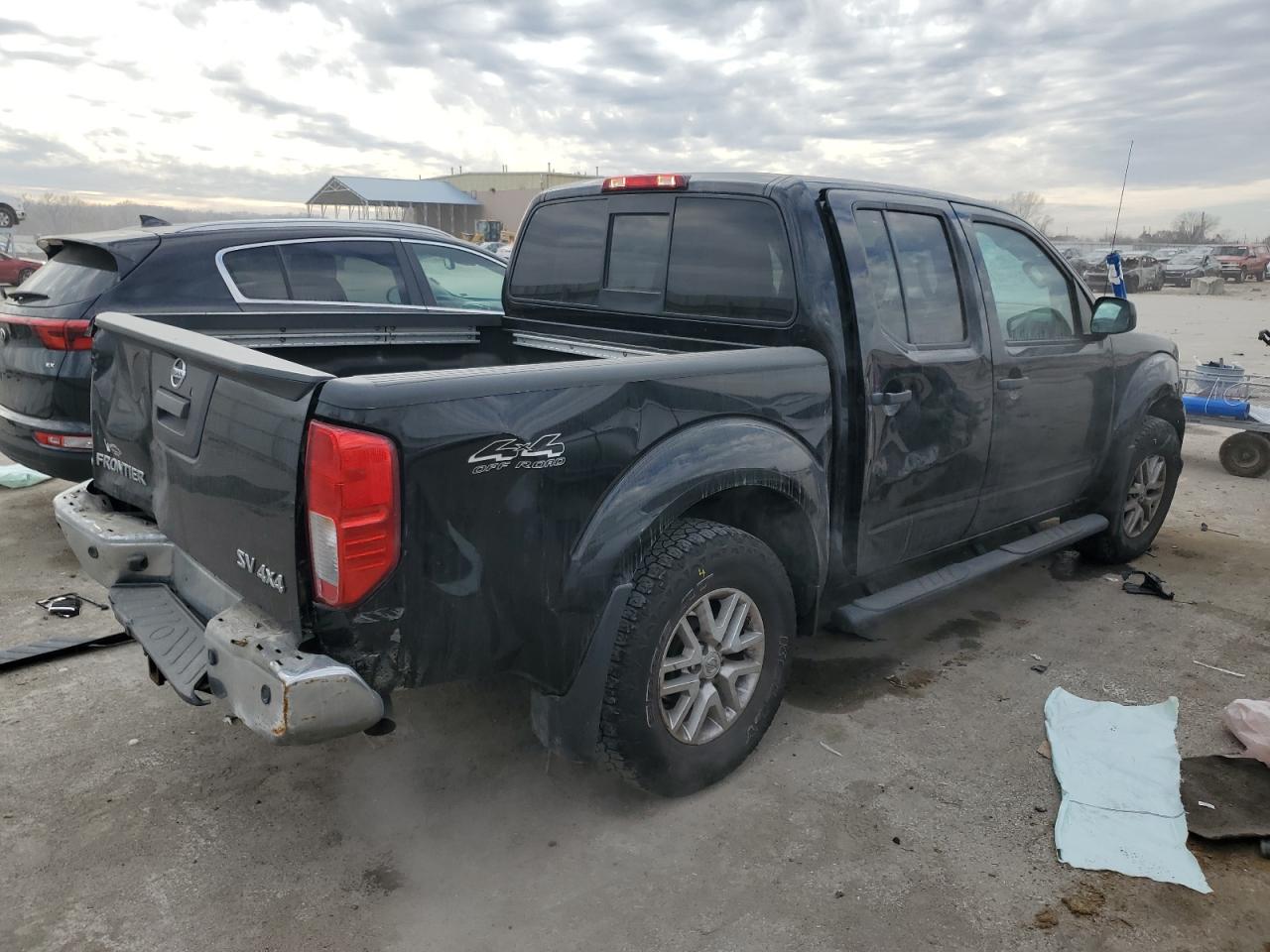 2016 Nissan Navara (Frontier) VIN 1N6AD0EV8GN707659 Copart auction photo, all over damage thumbnail 3