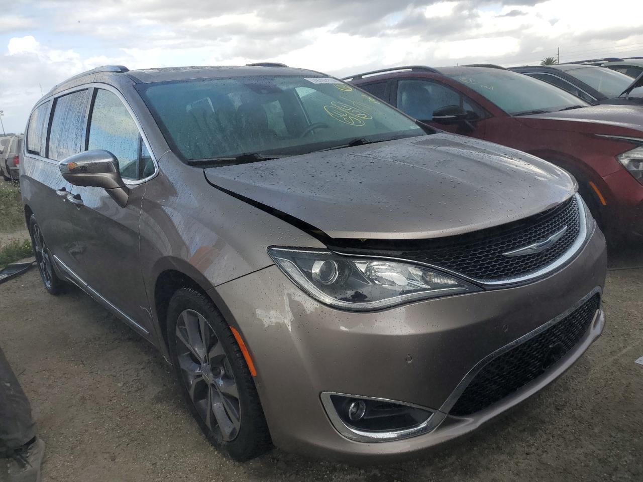 2018 Chrysler Pacifica VIN 2C4RC1GG7JR106735 Copart auction photo, water/flood damage thumbnail 4