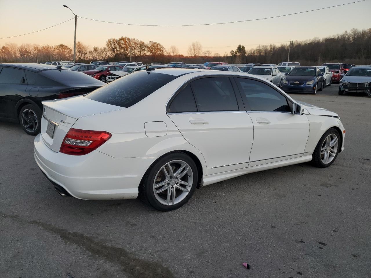 2014 Mercedes-Benz C-klasse VIN WDDGF8AB8EG176956 Copart auction photo, side / front end damage thumbnail 3