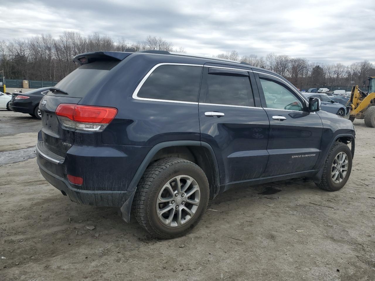 2015 Jeep Grand Cherokee VIN 1C4RJFBGXFC216365 Copart auction photo, front end damage thumbnail 3