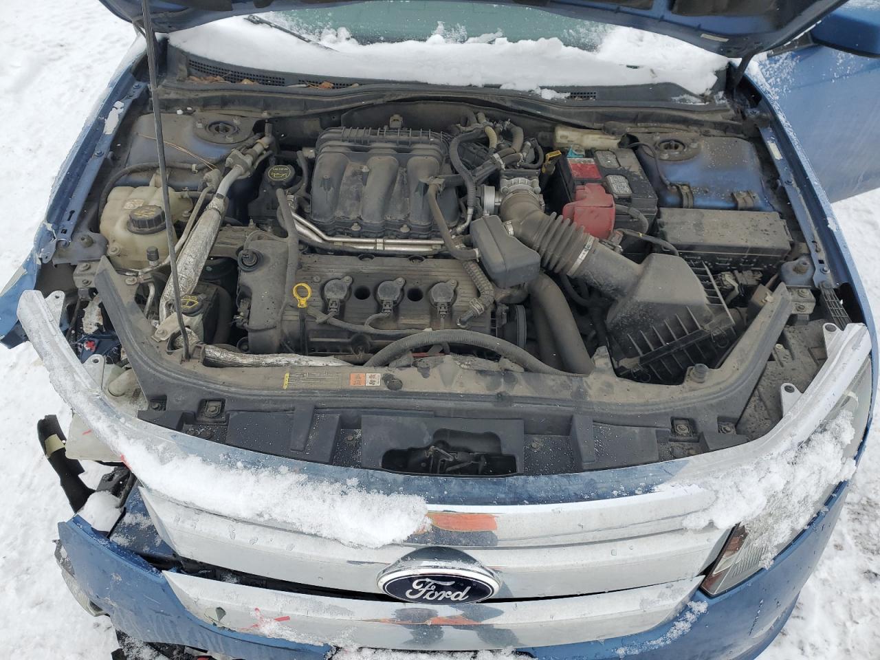 2010 Ford Fusion VIN 3FAHP0CG2AR261645 Copart auction photo, front end / side damage thumbnail 11