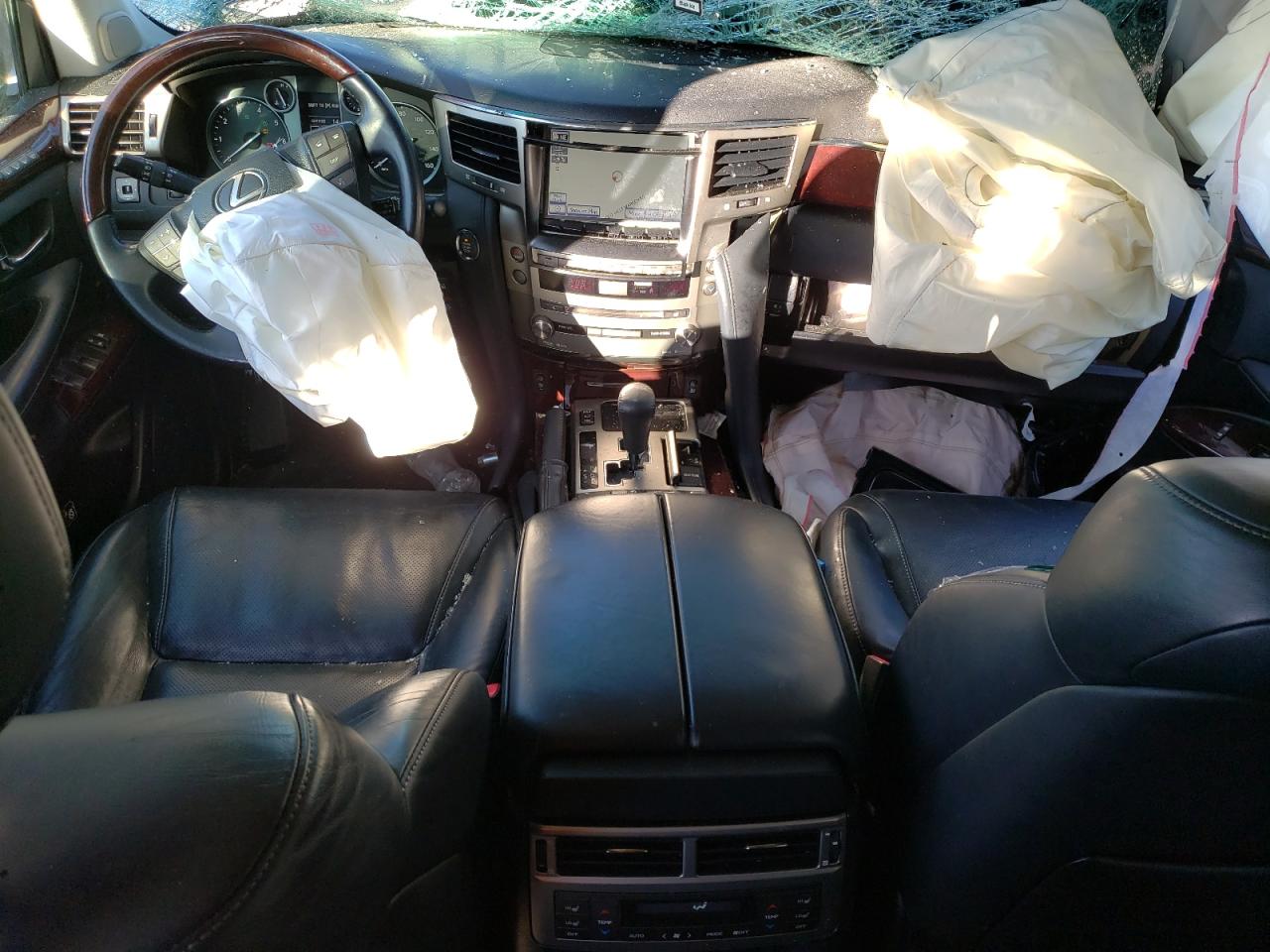 2015 Lexus LX VIN JTJHY7AX7F4167728 Copart auction photo, front end / side damage thumbnail 8
