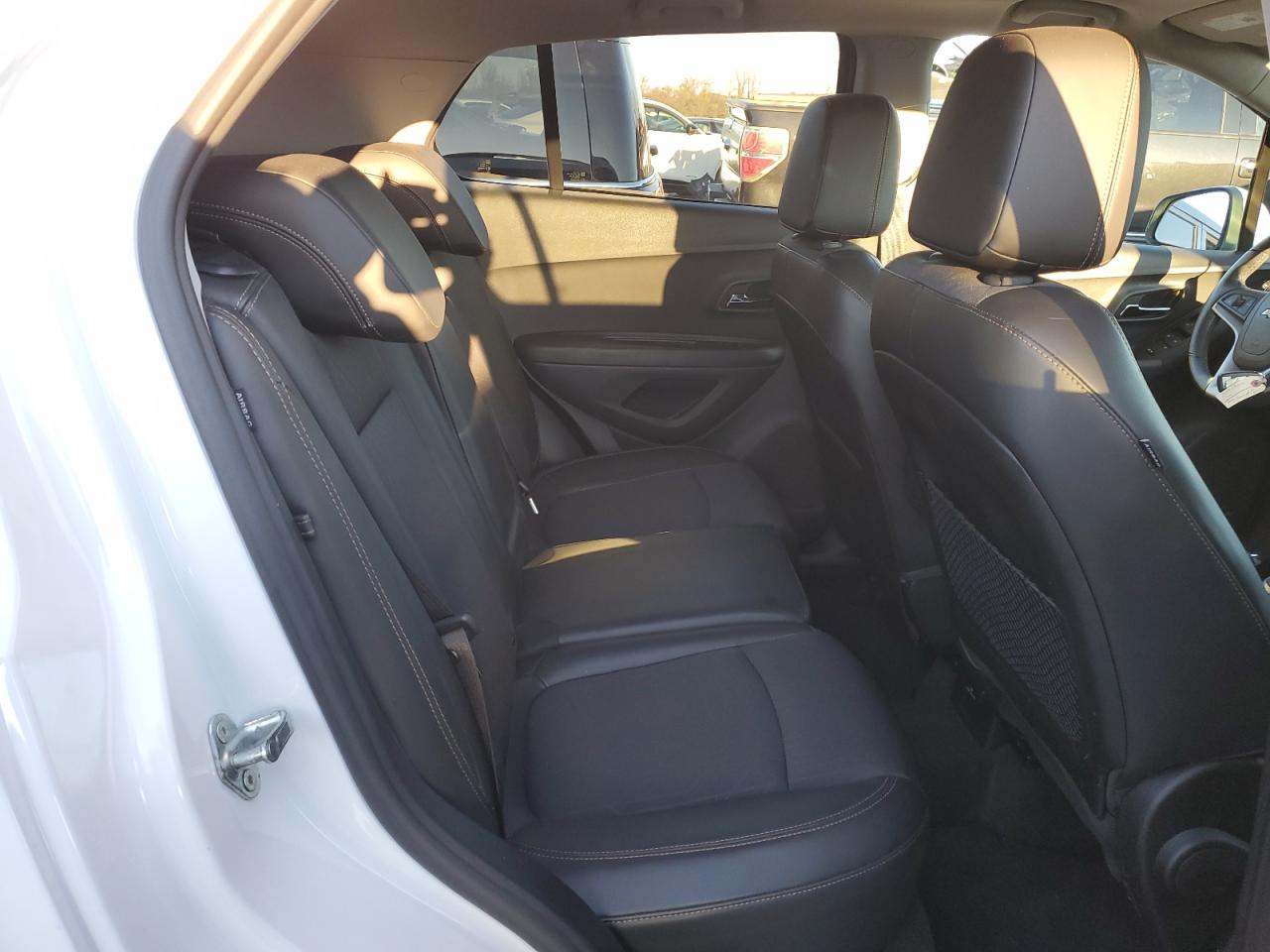 2019 Chevrolet Trax VIN 3GNCJLSB3KL158887 Copart auction photo, front end / side damage thumbnail 11