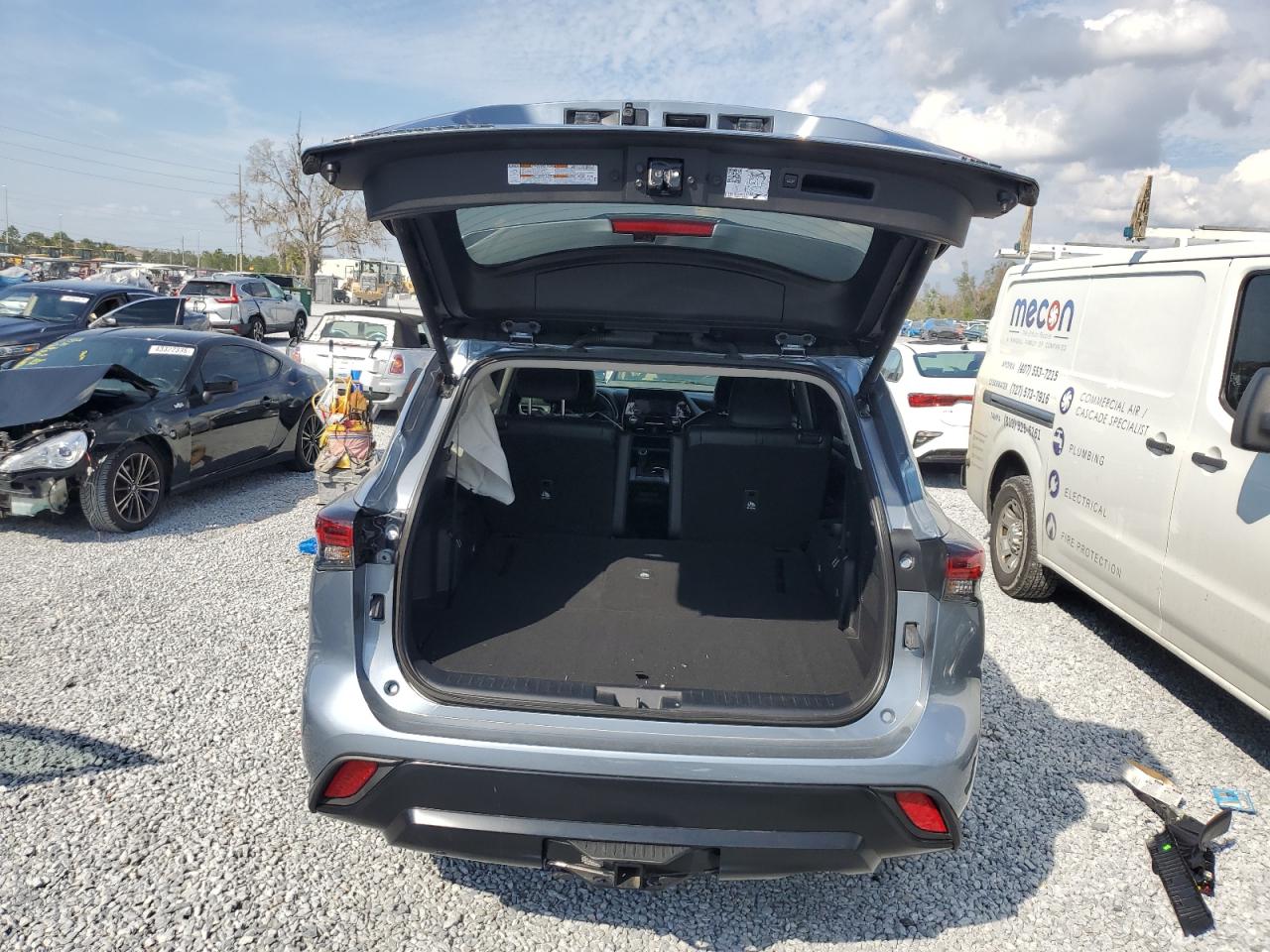 2024 Toyota Highlander VIN 5TDKDRAH8RS053982 Copart auction photo, front end damage thumbnail 6