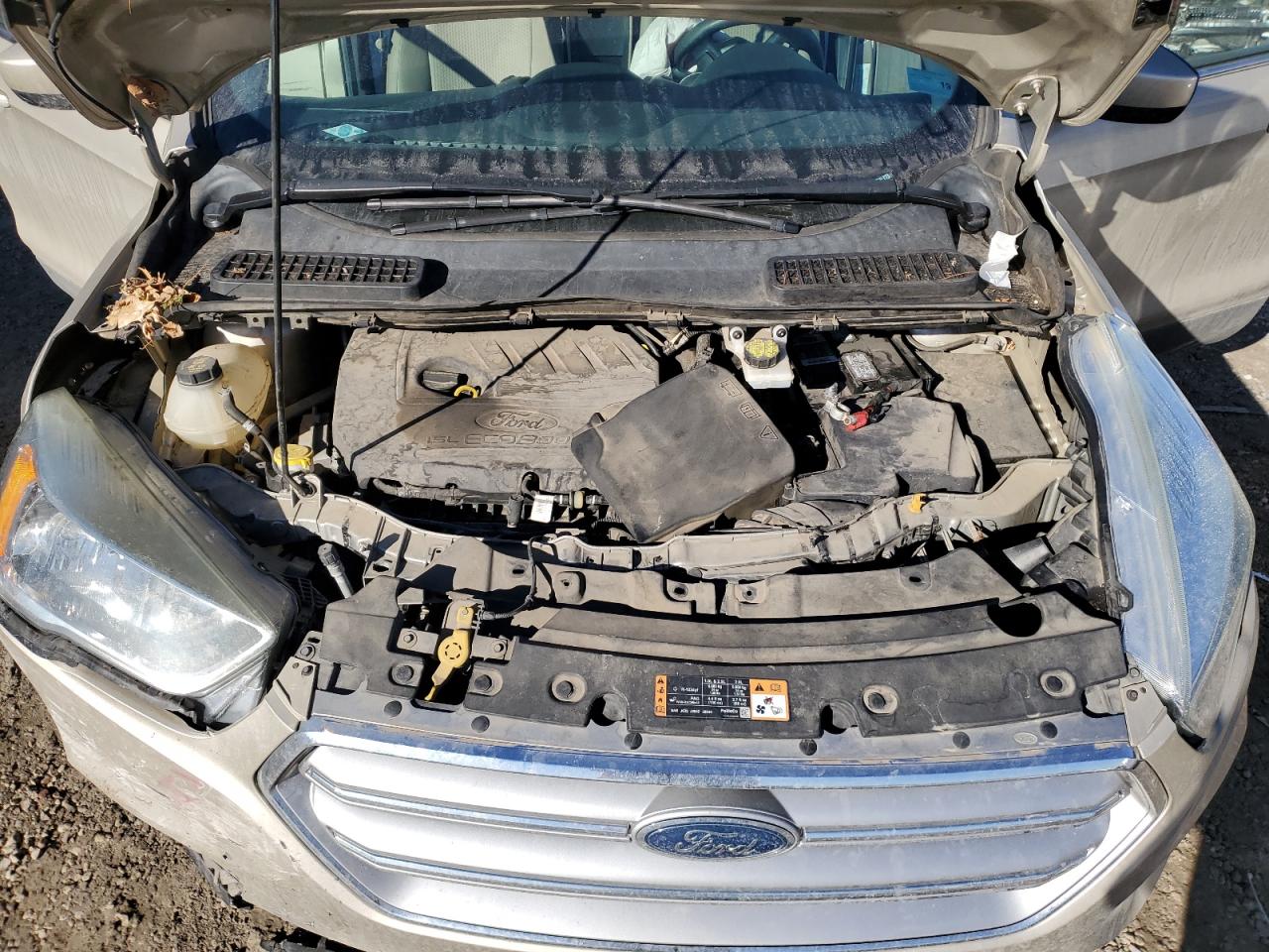 2017 Ford Escape VIN 1FMCU0GD4HUC10742 Copart auction photo, front end damage thumbnail 13