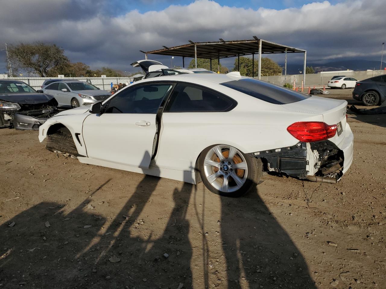 2014 BMW 4er VIN WBA3R1C5XEF729110 Copart auction photo, all over damage thumbnail 2