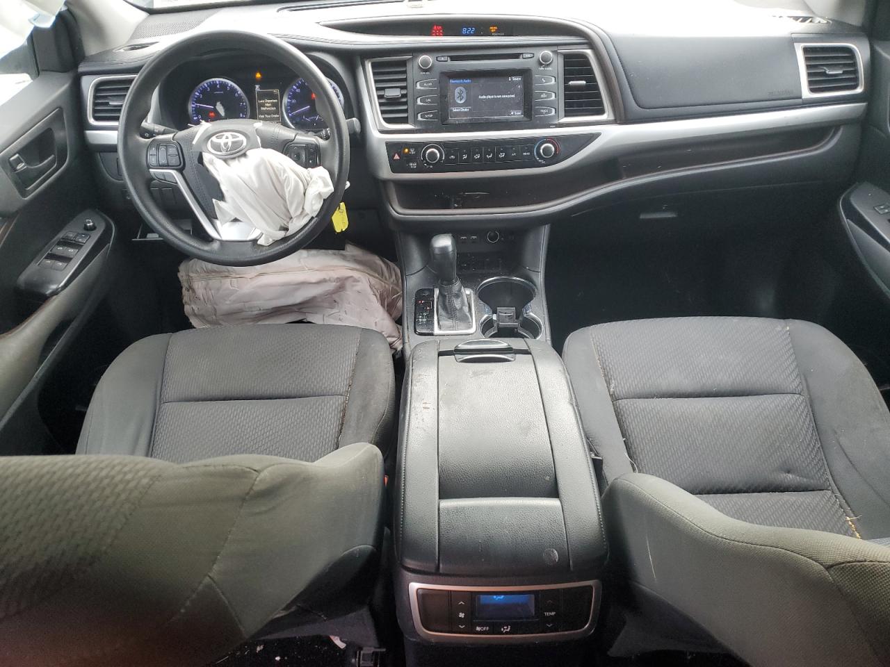 2019 Toyota Highlander VIN 5TDZARFH1KS045048 Copart auction photo, front end / rear end damage thumbnail 8