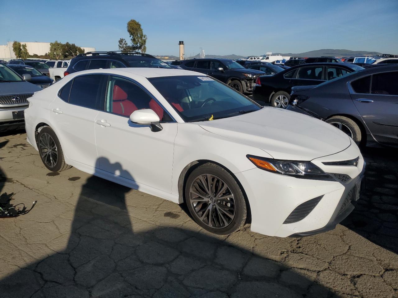 2019 Toyota Camry VIN 4T1B11HK0KU219095 Copart auction photo, rear end damage thumbnail 4