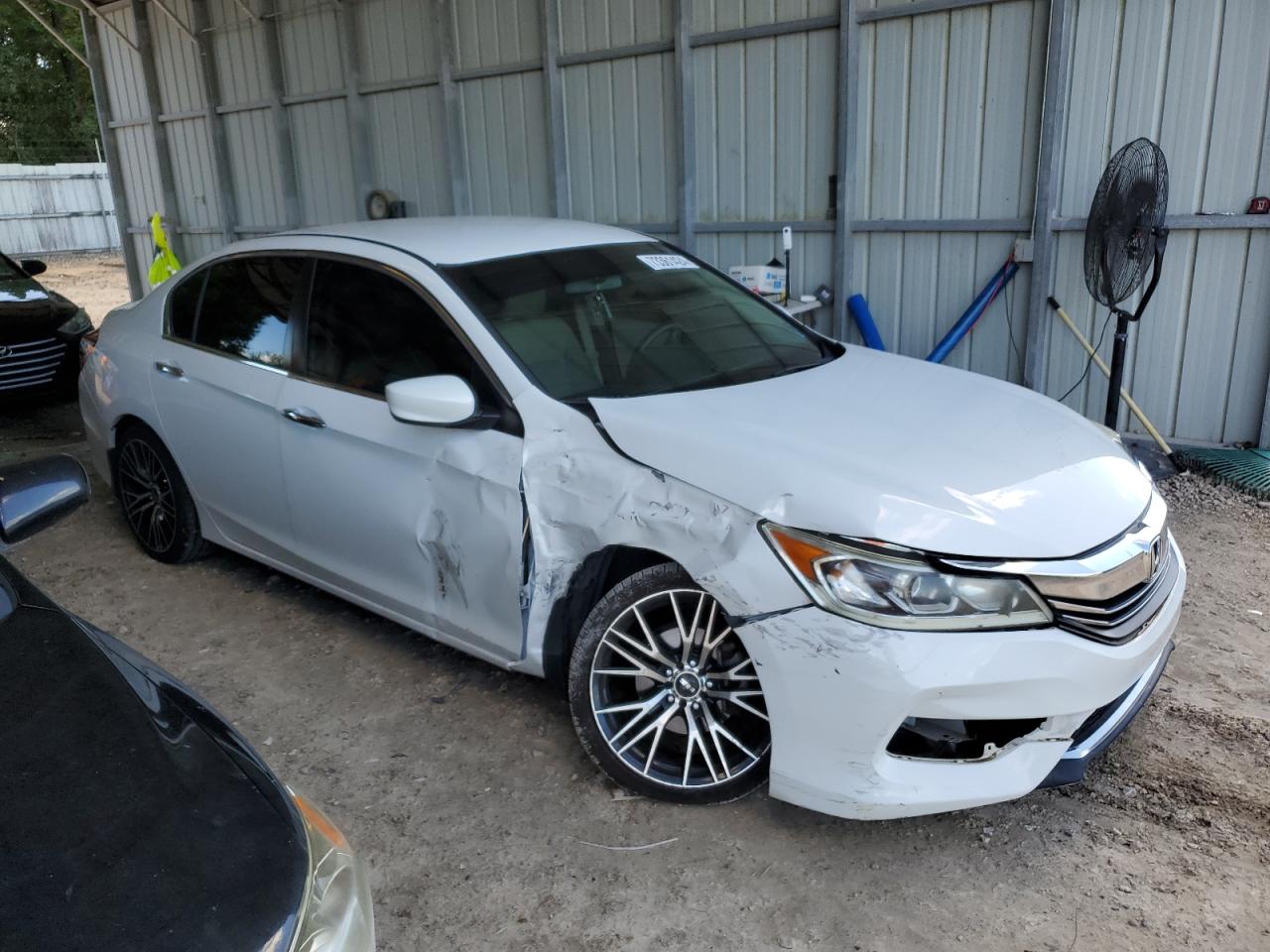 2016 Honda Accord VIN 1HGCR2F34GA208095 Copart auction photo, front end / undercarriage damage thumbnail 4