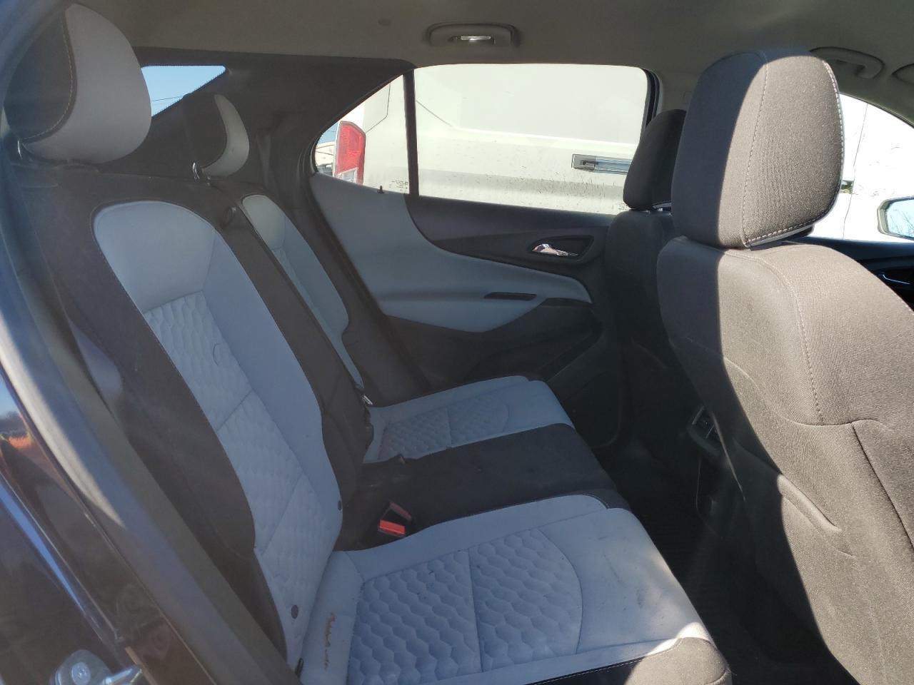 2018 Chevrolet Equinox VIN 3GNAXSEV1JS641269 Copart auction photo, front end / side damage thumbnail 11