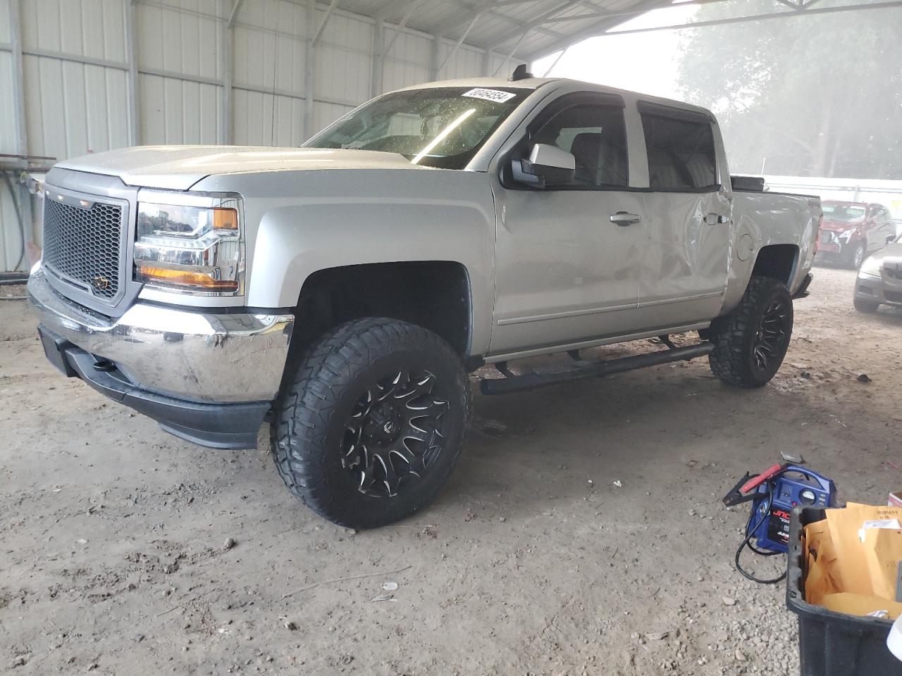 2018 Chevrolet Silverado VIN 3GCUKREC8JG106731