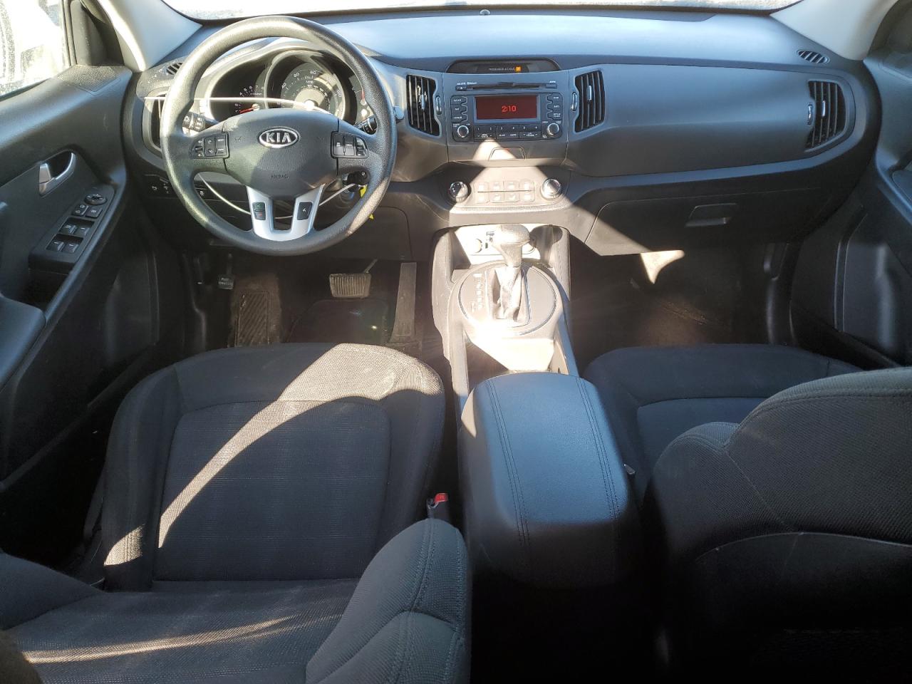 2011 KIA Sportage VIN KNDPB3A2XB7016002 Copart auction photo, front end damage thumbnail 8