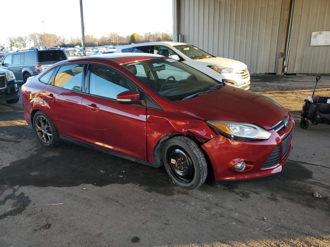 2014 Ford Focus VIN 1FADP3F2XEL252874 Copart auction photo, front end / side damage thumbnail 4