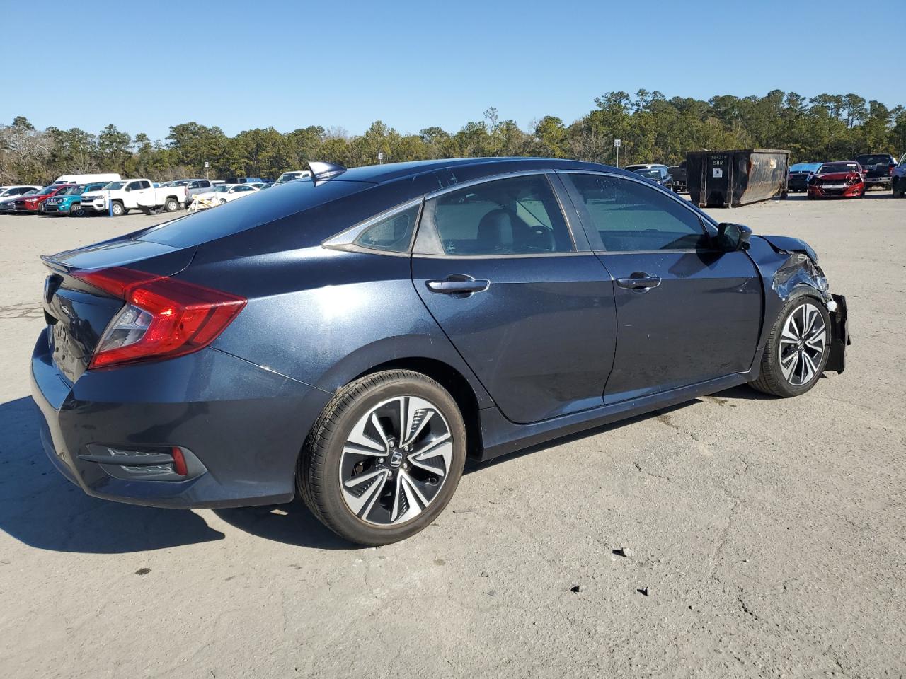 2017 Honda Civic VIN 19XFC1F88HE010525 Copart auction photo, front end damage thumbnail 3
