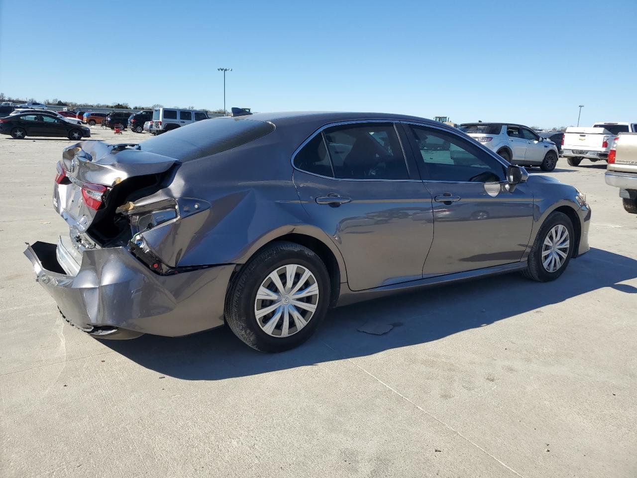 2022 Toyota Camry VIN 4T1C31AK4NU578785 Copart auction photo, rear end damage thumbnail 3