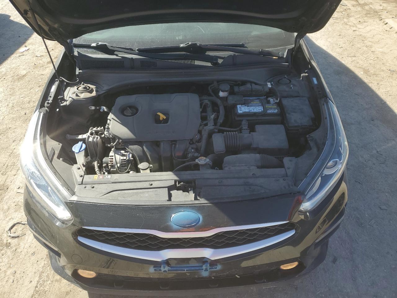 2020 KIA Forte VIN 3KPF24AD5LE260581 Copart auction photo, vandalism damage thumbnail 11