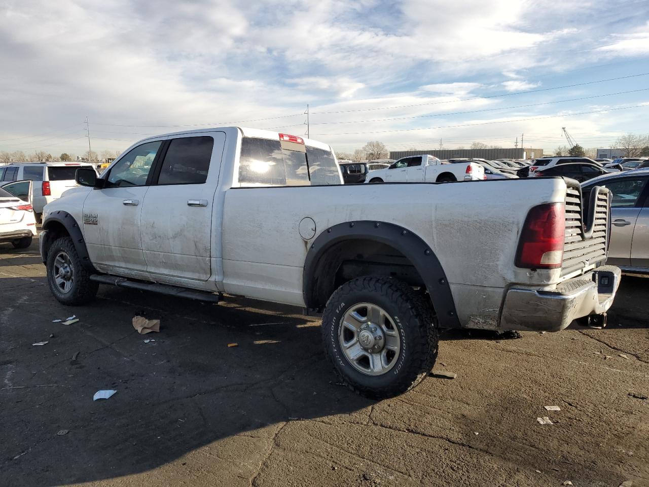 2016 RAM 2500 VIN 3C6UR5JL2GG125978 Copart auction photo, biohazard/chemical / all over damage thumbnail 2