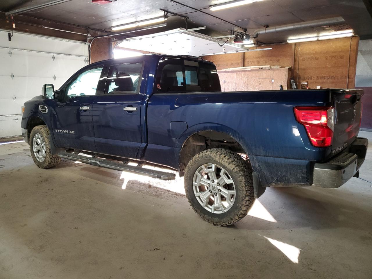 2016 Nissan Titan VIN 1N6BA1F43GN501285 Copart auction photo, burn - engine / minor dent/scratches damage thumbnail 2