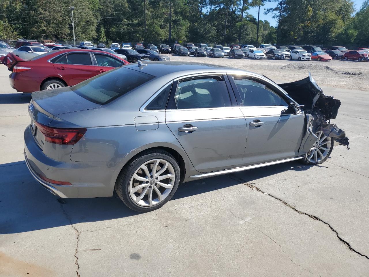 2019 Audi A4 VIN WAUENAF49KN006437 Copart auction photo, front end damage thumbnail 3
