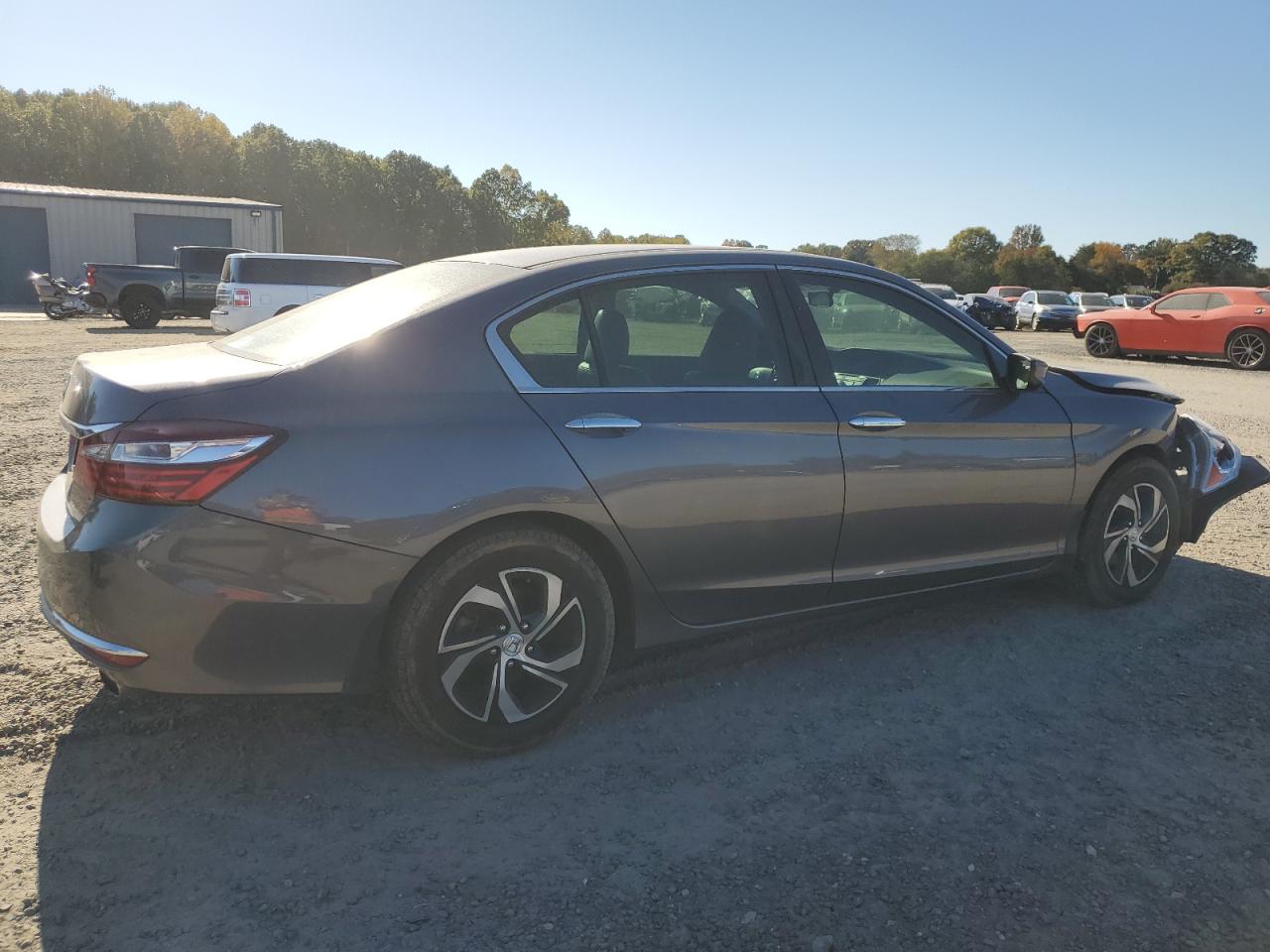 2017 Honda Accord VIN 1HGCR2F33HA112704 Copart auction photo, front end / side damage thumbnail 3