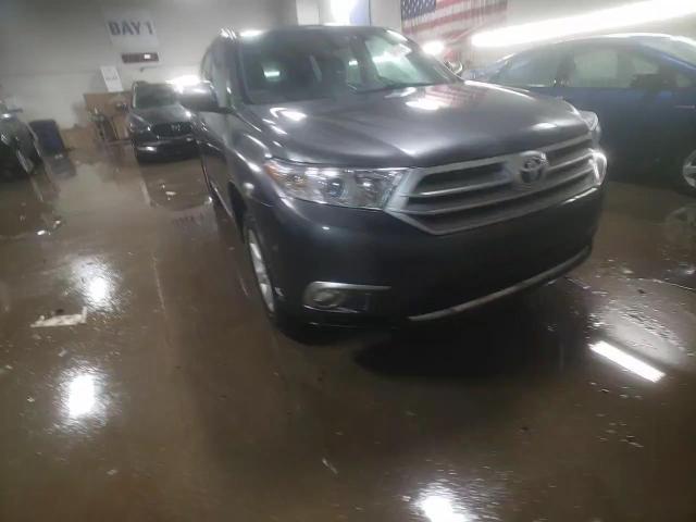 2012 Toyota Highlander VIN 5TDBK3EH5CS127993 Copart auction photo, rear end damage thumbnail 13