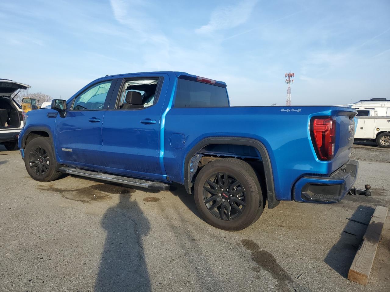 2024 GMC Sierra VIN 3GTPUCEK2RG197549 Copart auction photo, front end damage thumbnail 2
