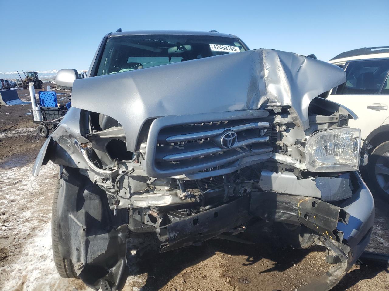 2004 Toyota Sequoia VIN 5TDBT48A54S215297 Copart auction photo, front end damage thumbnail 5
