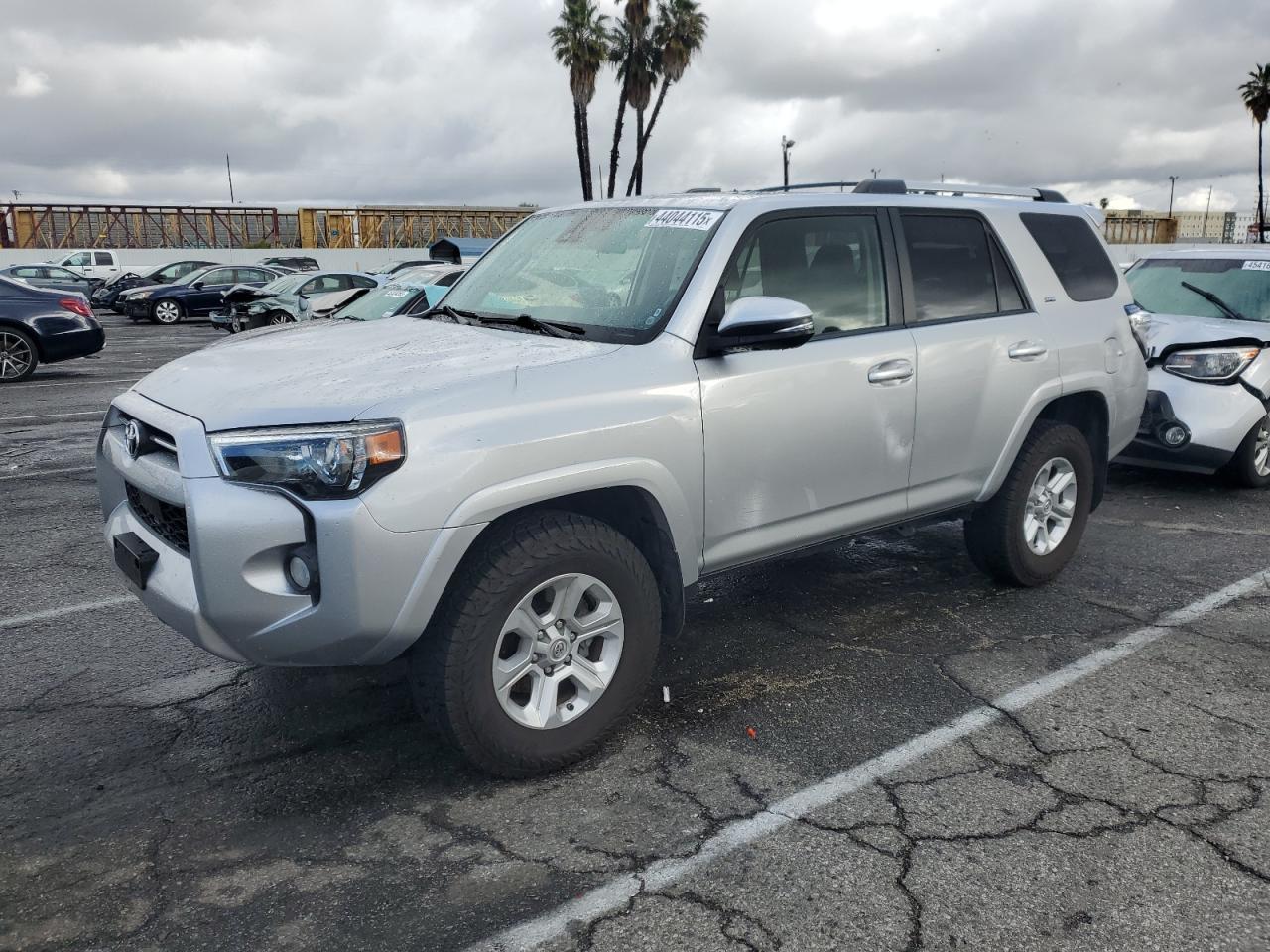 2020 Toyota 4Runner VIN JTEBU5JR5L5826322