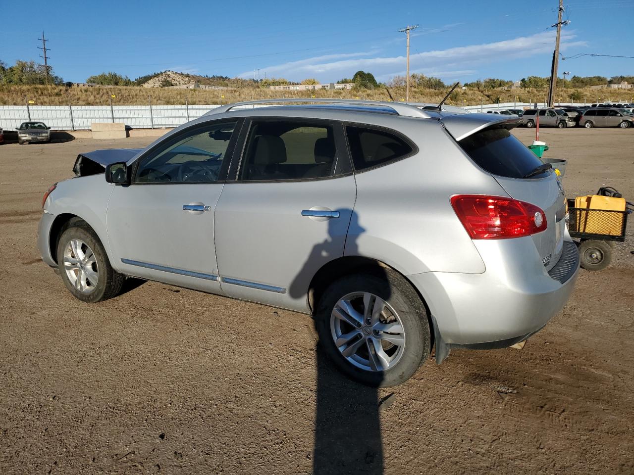 2015 Nissan Rogue VIN JN8AS5MV1FW754570 Copart auction photo, front end / undercarriage damage thumbnail 2