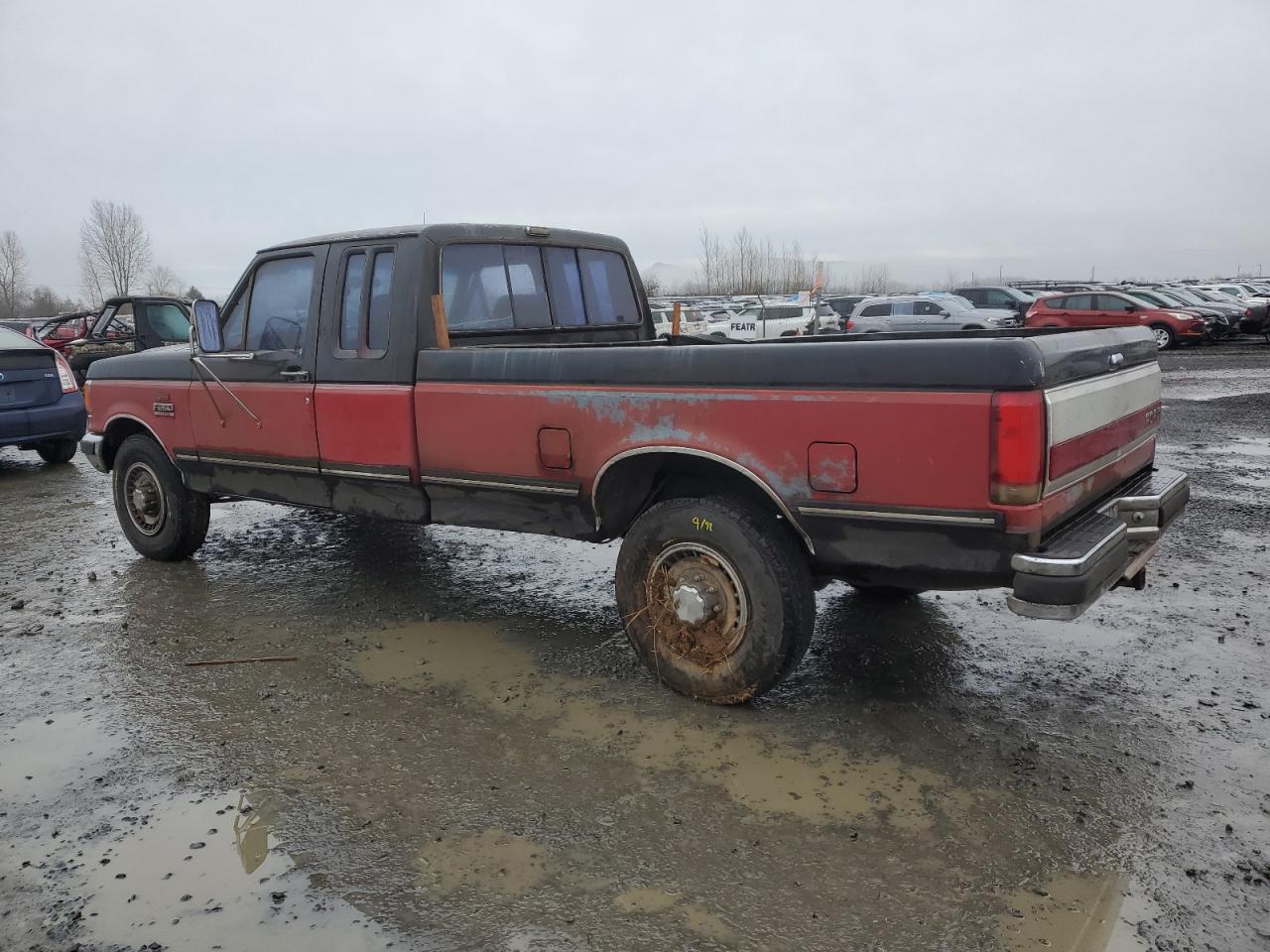 1988 Ford F250 VIN 1FTHX25G1JKB08326 Copart auction photo, all over damage thumbnail 2