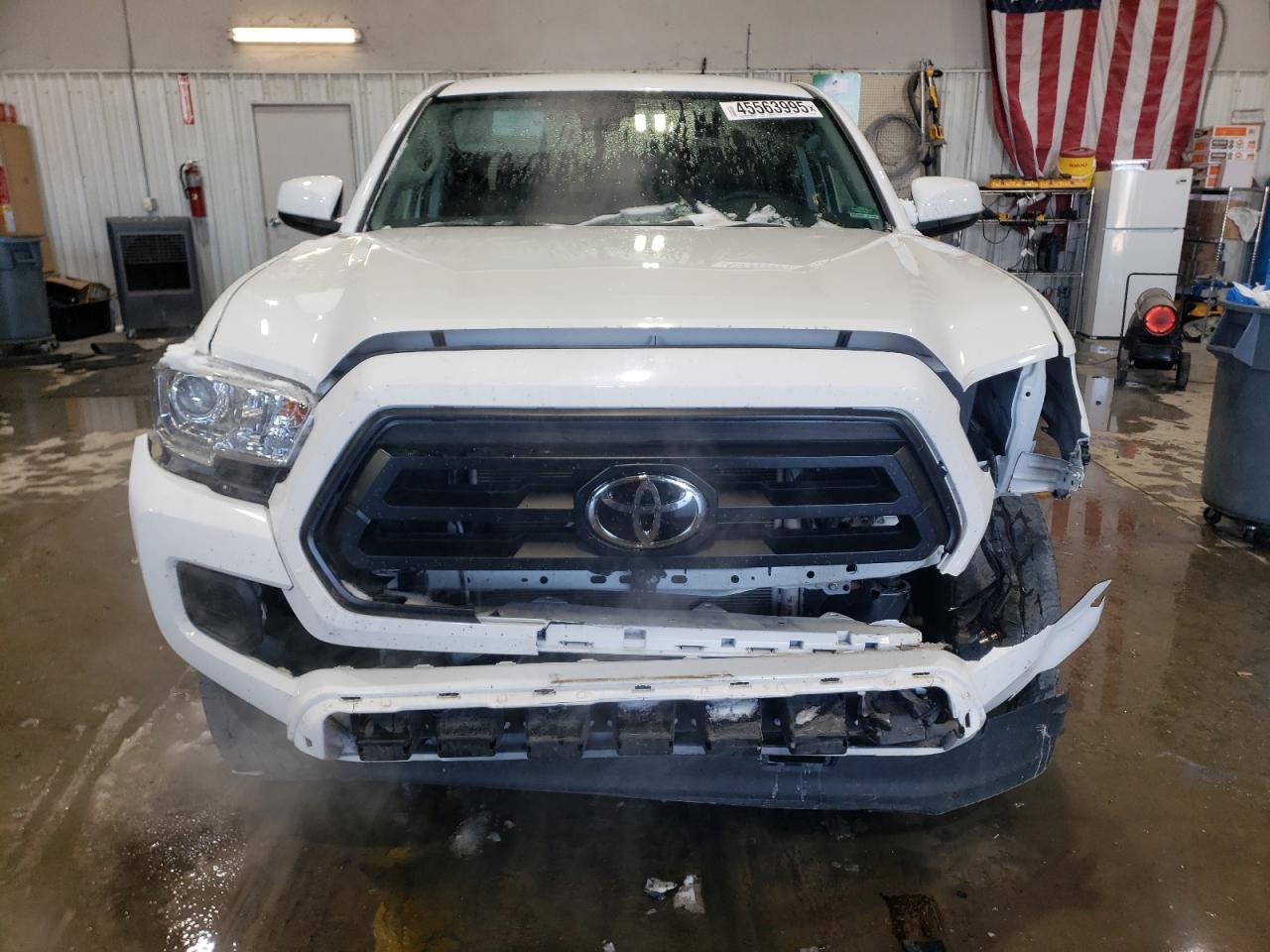 2022 Toyota Tacoma VIN 3TMCZ5AN9NM529817 Copart auction photo, front end / hail damage thumbnail 5