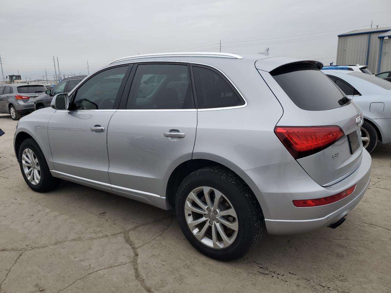 2016 Audi Q5 VIN WA1L2AFP4GA068513 Copart auction photo, rear end / minor dent/scratches damage thumbnail 2