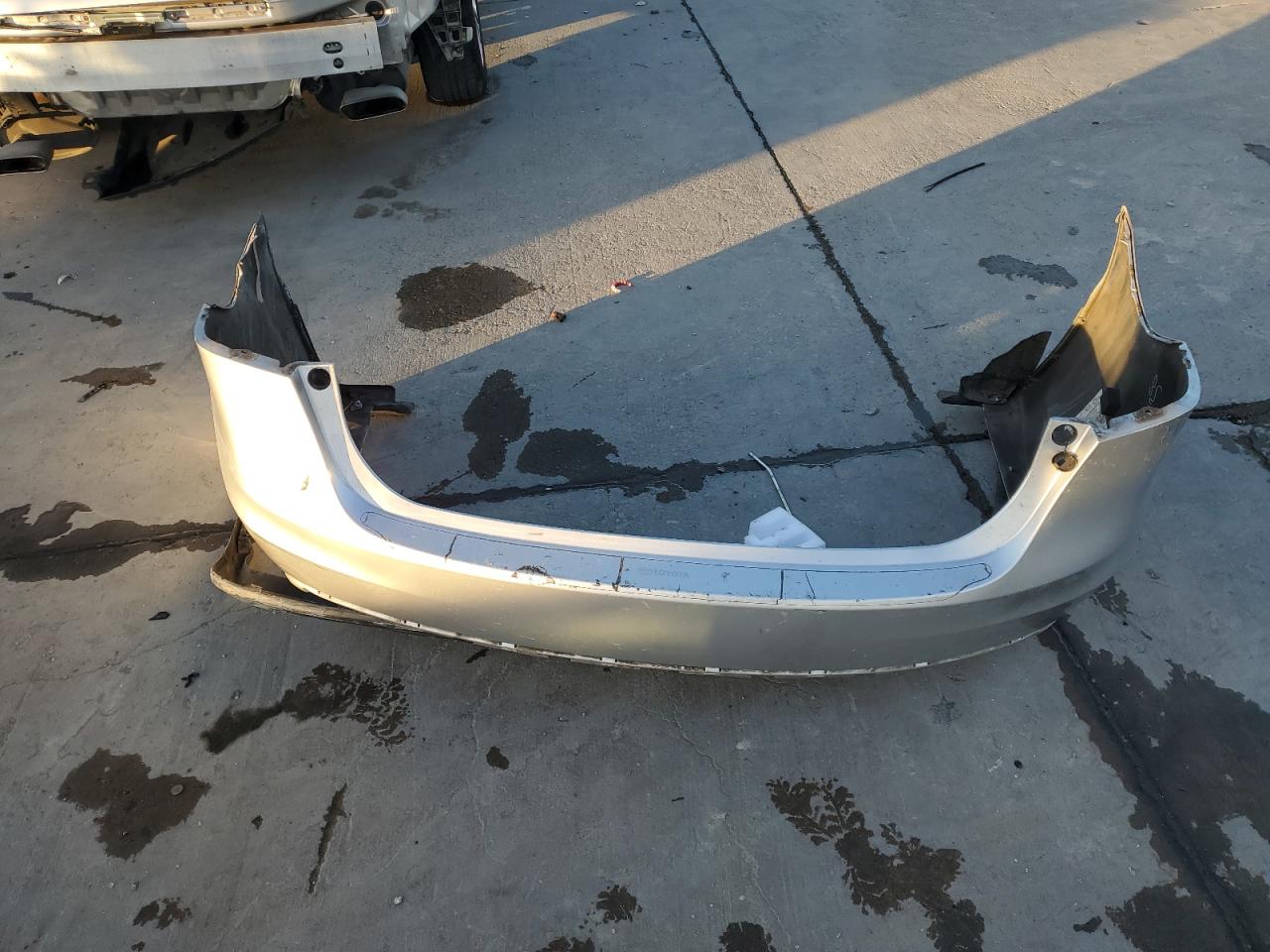 2013 Toyota Avalon VIN 4T1BK1EB2DU019937 Copart auction photo, rear end / hail damage thumbnail 12