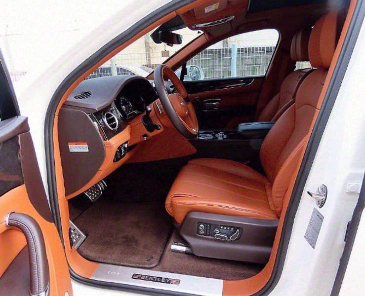 2019 Bentley Bentayga VIN SJAAM14V0KC027755 Encar auction photo thumbnail 5