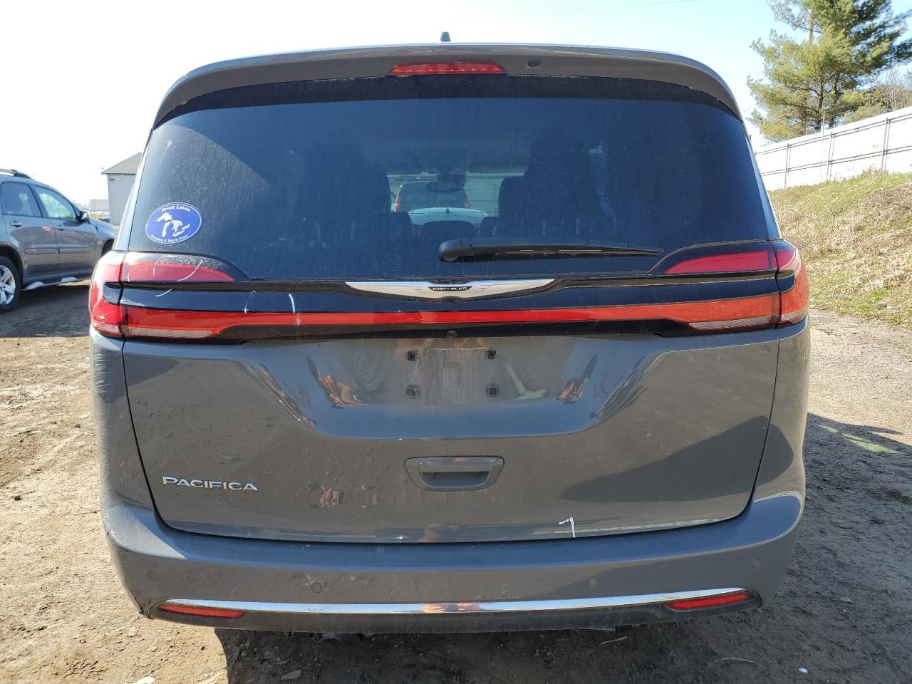 2021 Chrysler Pacifica VIN 2C4RC1BG6MR605294 Copart auction photo, all over damage thumbnail 6