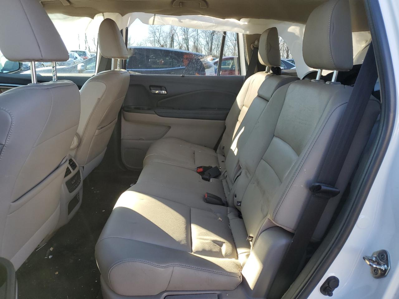 2019 Honda Pilot VIN 5FNYF6H50KB048834 Copart auction photo, side / undercarriage damage thumbnail 11