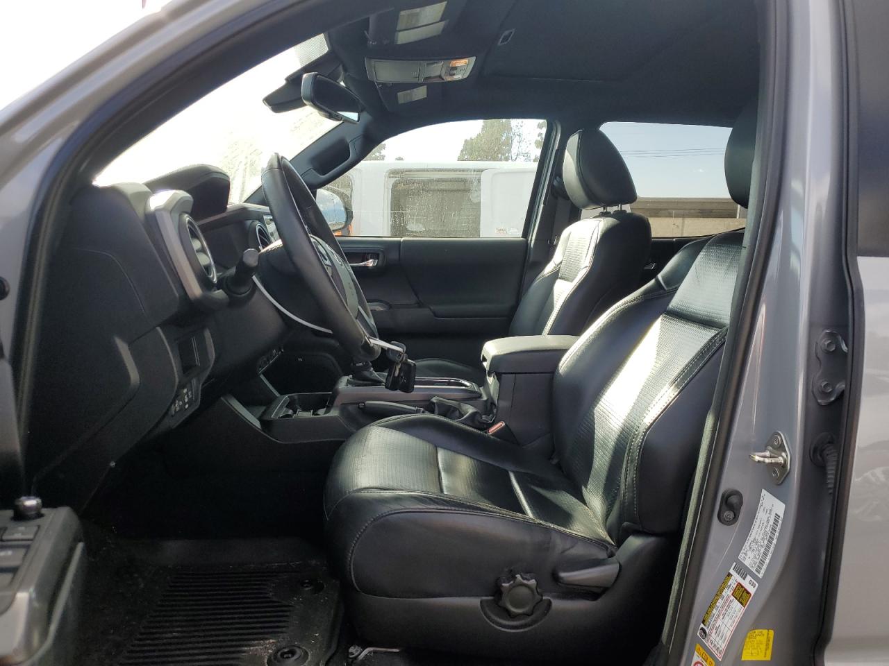 2018 Toyota Tacoma VIN 3TMDZ5BN7JM045741 Copart auction photo, rear end damage thumbnail 7