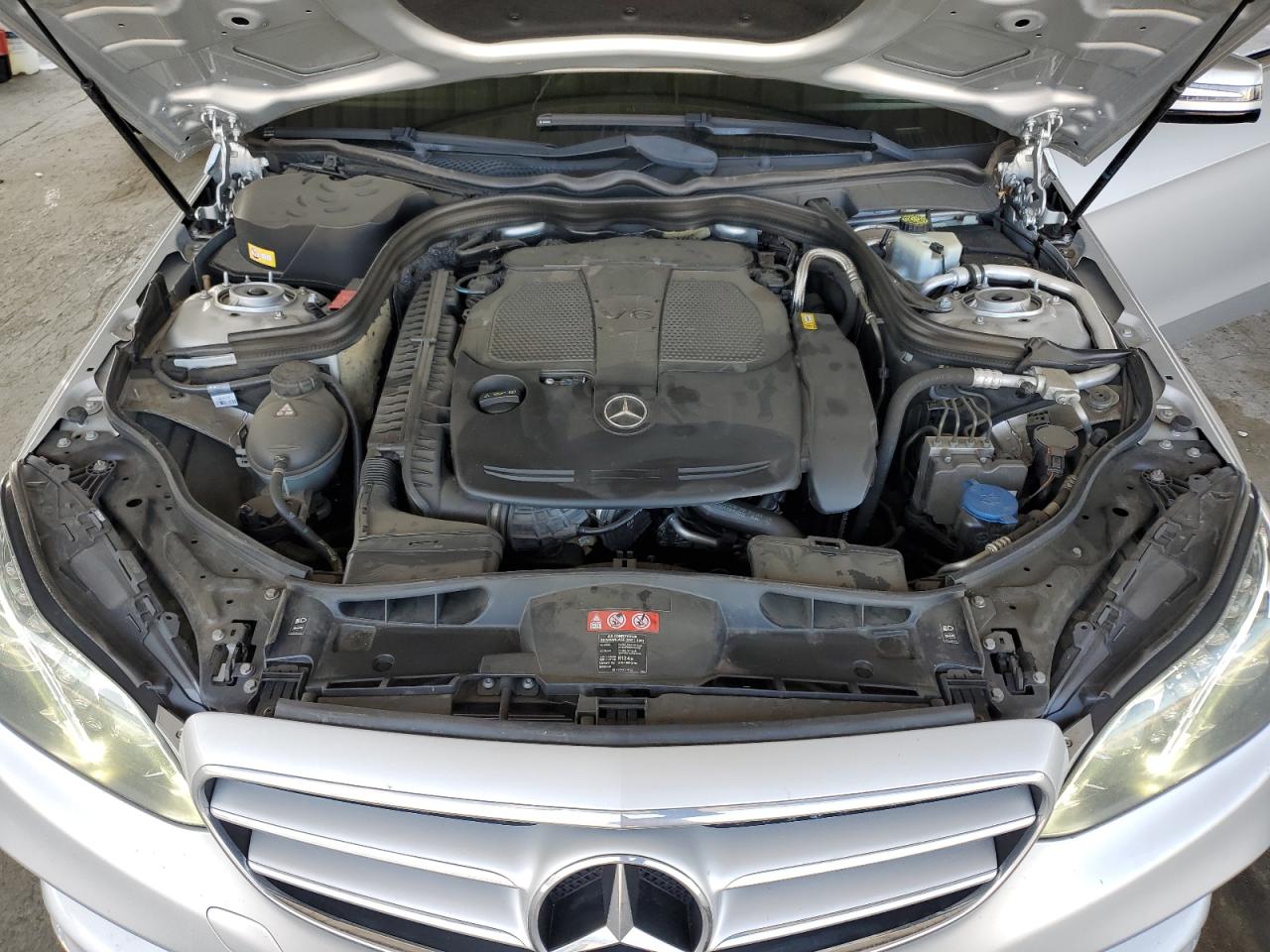 2014 Mercedes-Benz E-klasse VIN WDDHF5KB3EA973278 Copart auction photo, rear end damage thumbnail 11